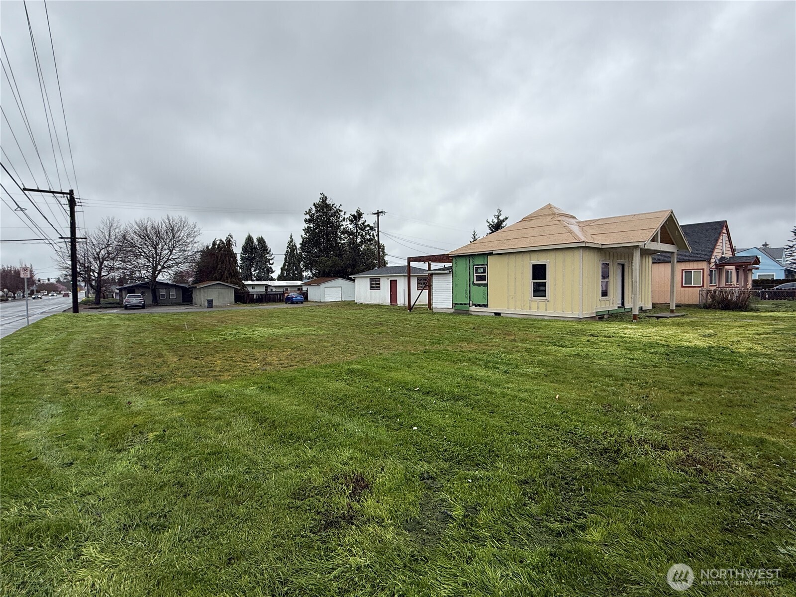 490 W Spruce Street Sequim WA 98382