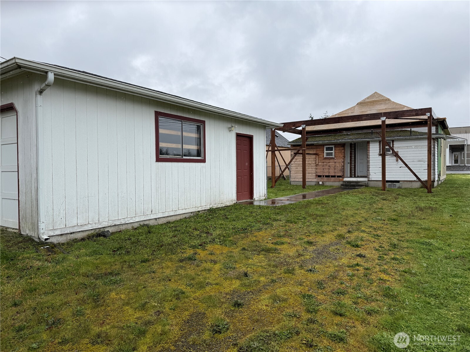 490 W Spruce Street Sequim WA 98382