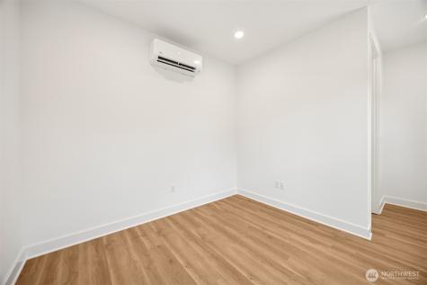 18814 99th Court NE Bothell WA 98011