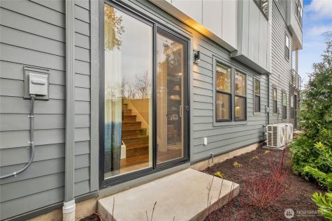 18814 99th Court NE Bothell WA 98011