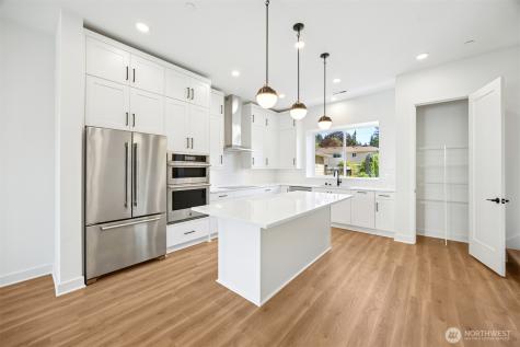 18814 99th Court NE Bothell WA 98011