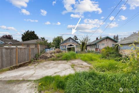 4724 25th Ave SW Seattle WA 98106