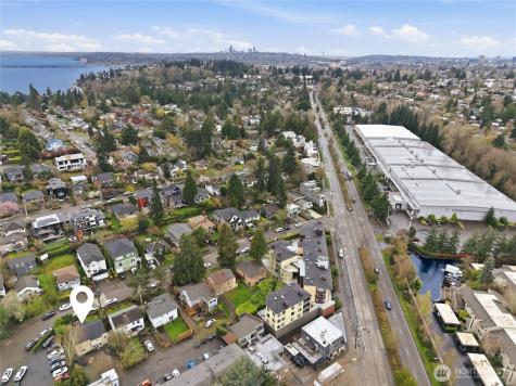 5752 62nd Street Seattle WA 98115