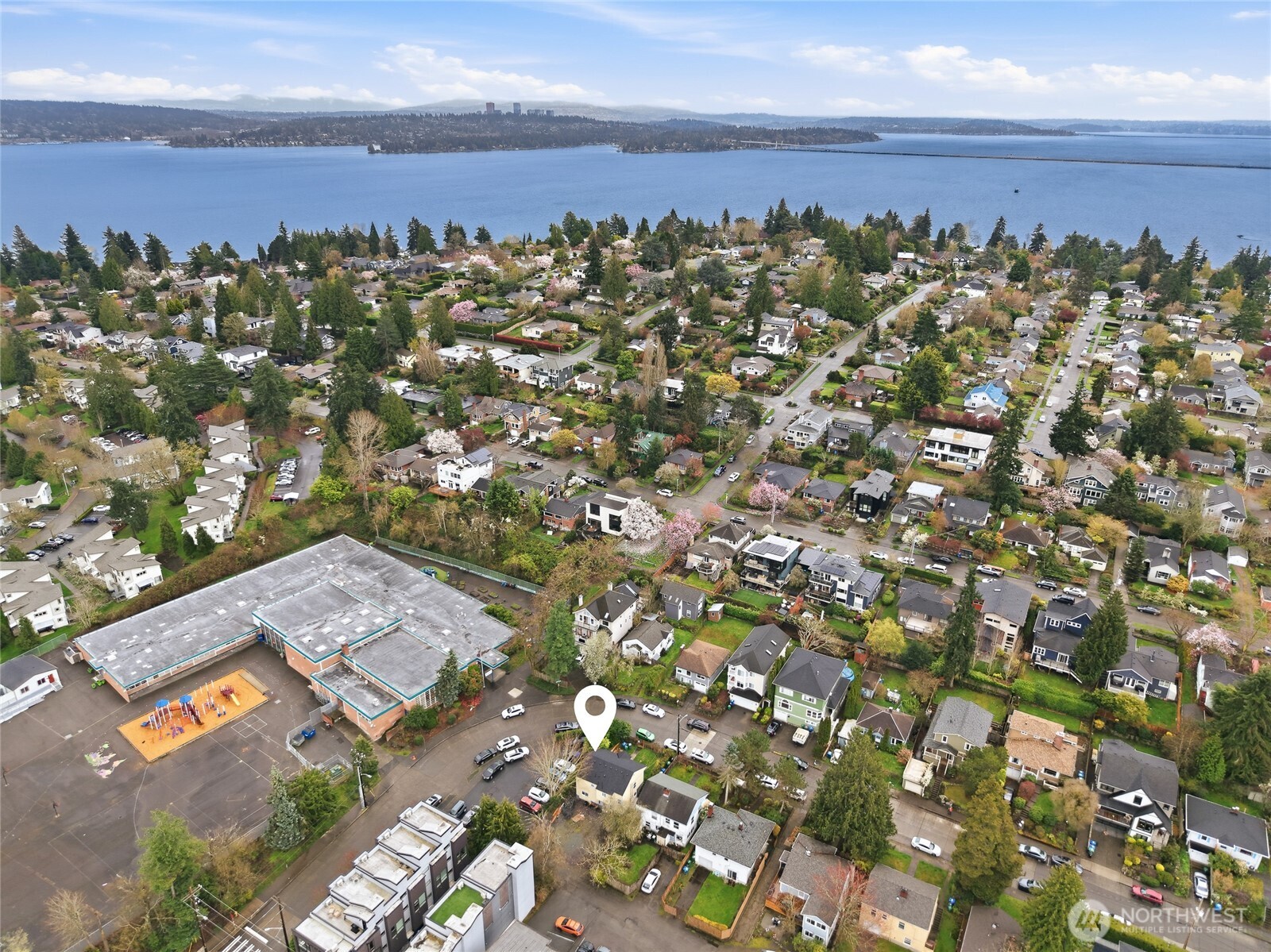 5752 62nd Street Seattle WA 98115