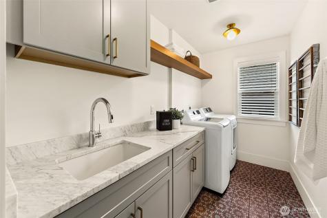 1551 NE 91st Street Seattle WA 98115