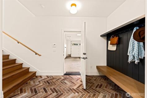 1551 NE 91st Street Seattle WA 98115