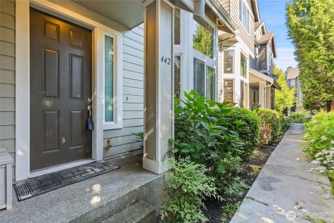 442 Tacoma Place NE Renton WA 98056