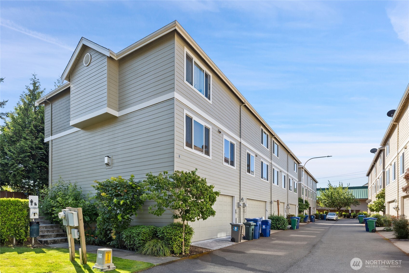 442 Tacoma Place NE Renton WA 98056