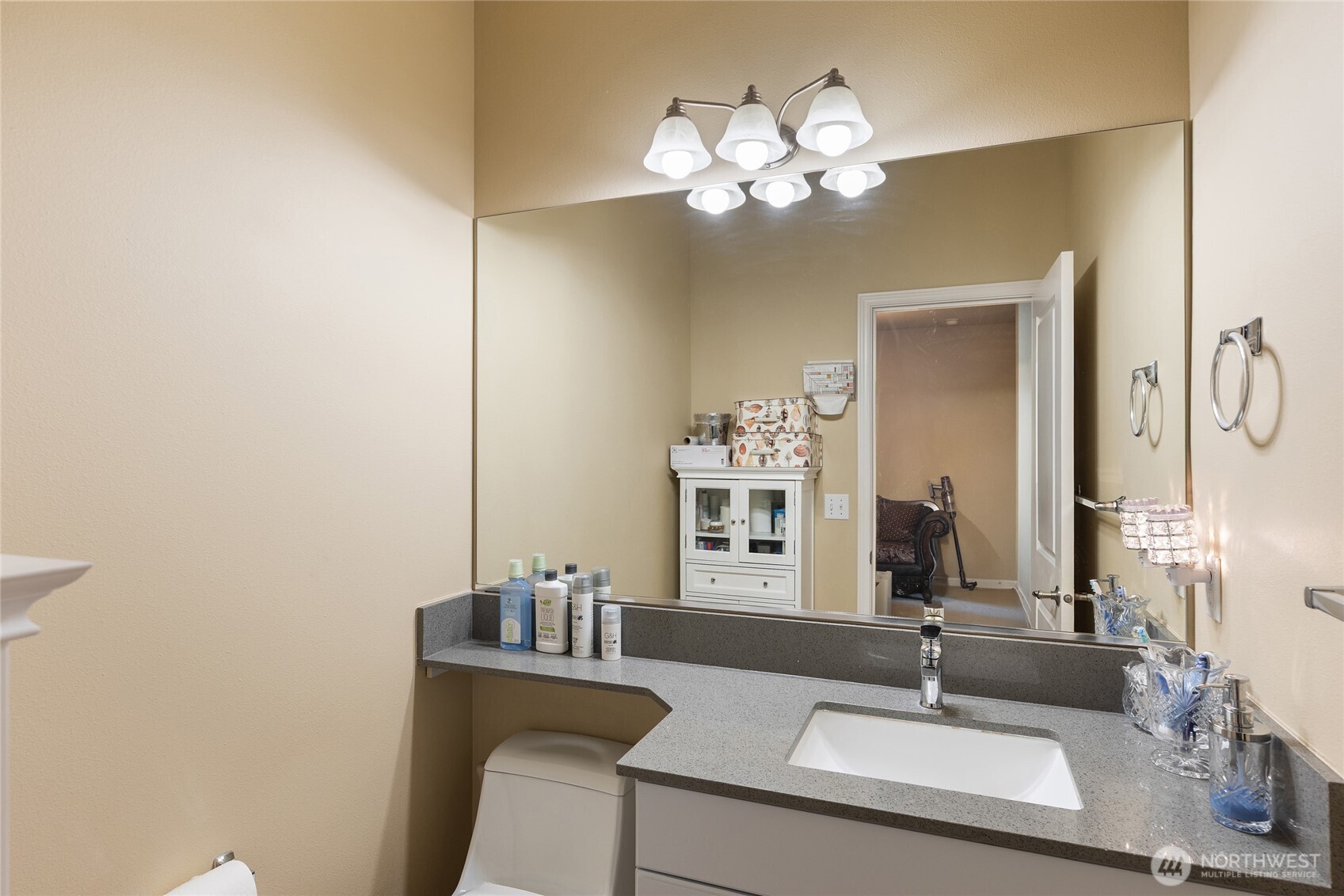 442 Tacoma Place NE Renton WA 98056