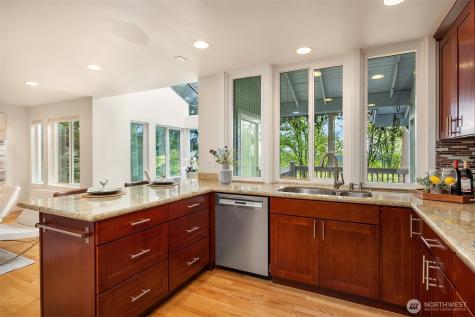 5005 136th Place SE Bellevue WA 98006