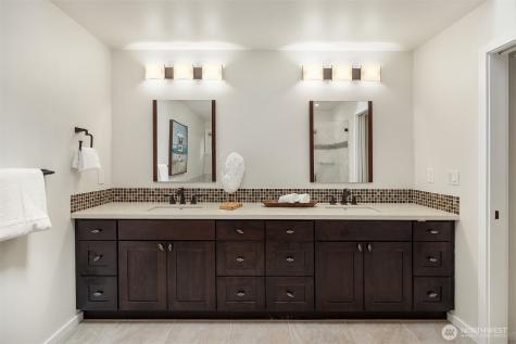5005 136th Place SE Bellevue WA 98006