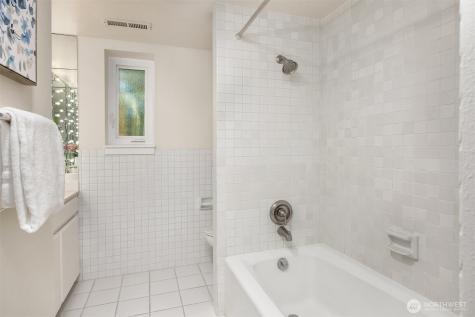 5005 136th Place SE Bellevue WA 98006