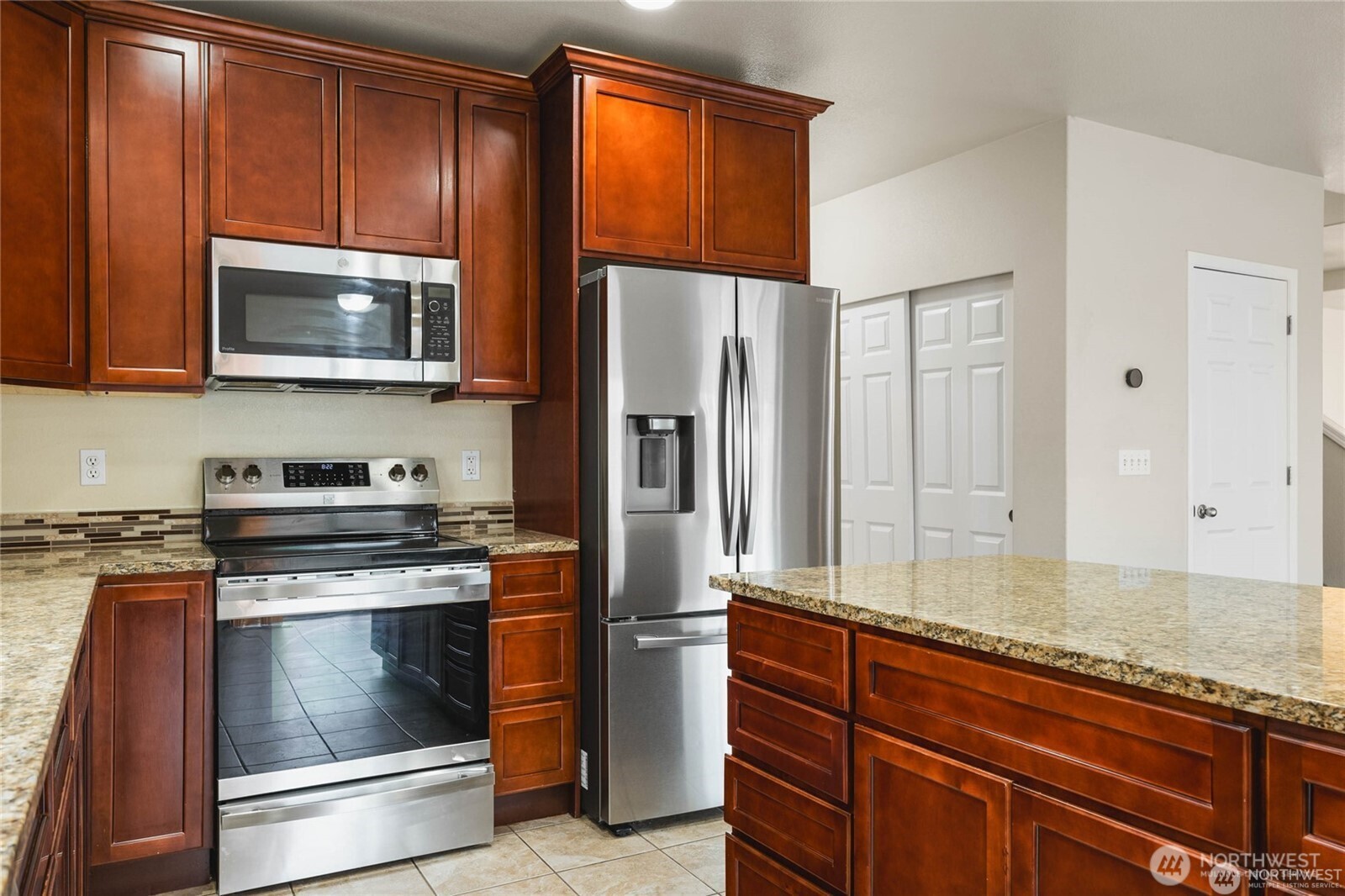 7615 198th Street E Spanaway WA 98387
