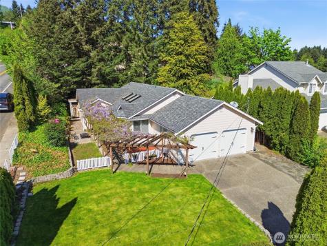 207 N 6th Avenue SW Tumwater WA 98512