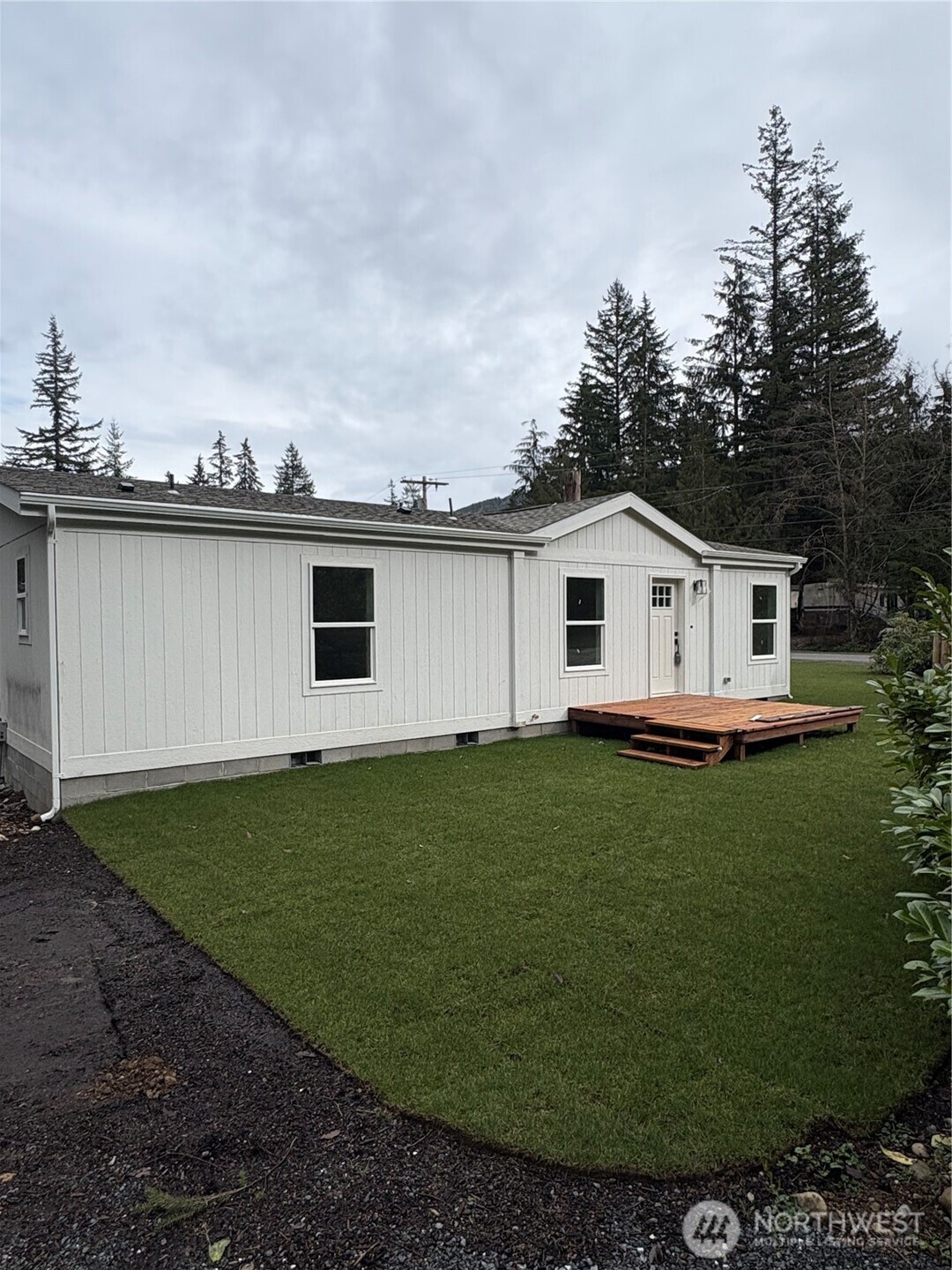 6184 Azure Way Maple Falls WA 98266