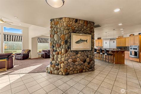 231 Key Lane Chelan WA 98816