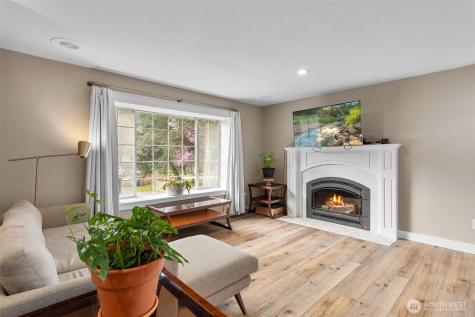 2308 Windjammer Court NW Olympia WA 98502