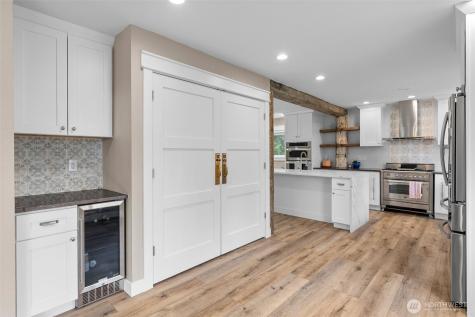 2308 Windjammer Court NW Olympia WA 98502