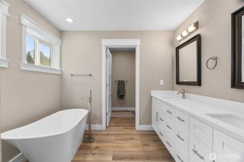 2308 Windjammer Court NW Olympia WA 98502