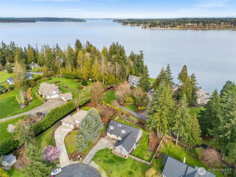 2308 Windjammer Court NW Olympia WA 98502