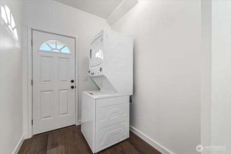 415 E Okanogan Avenue Chelan WA 98816
