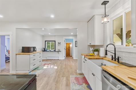 24522 Cromwell Road Monroe WA 98272