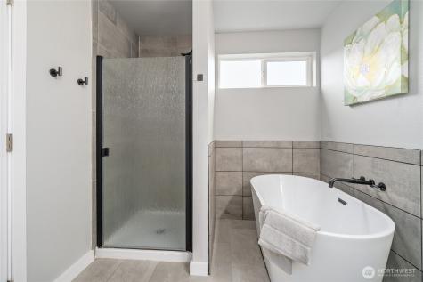 13401 68th Avenue Ct E Puyallup WA 98373