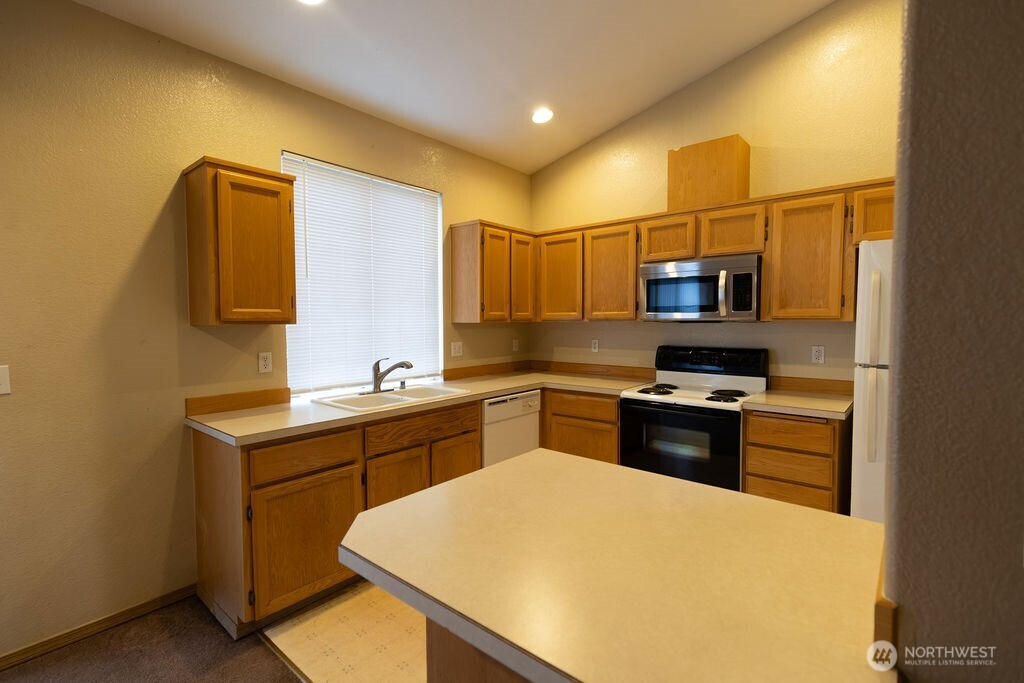 1312 131st Street E Tacoma WA 98445