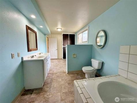 219 Mossyrock Avenue Mossyrock WA 98564