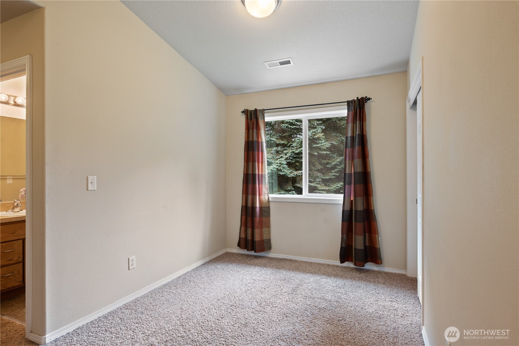 2208 Coal Creek Road Longview WA 98632