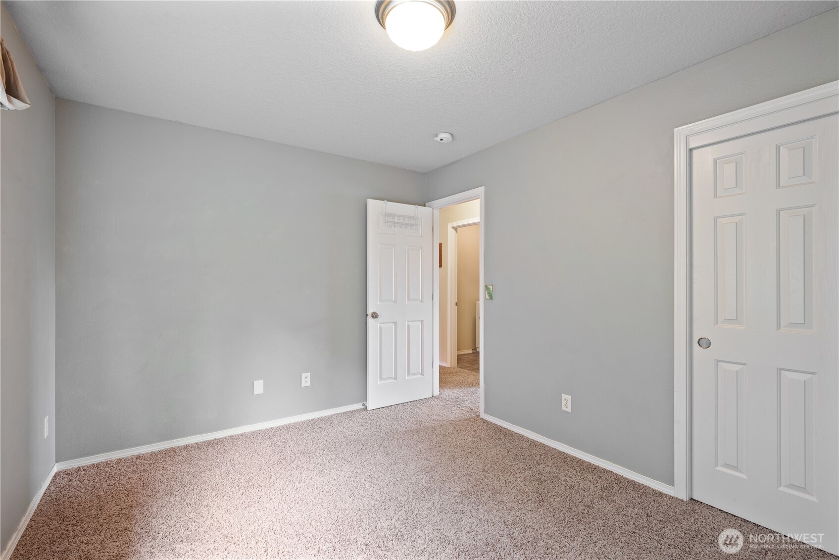 2208 Coal Creek Road Longview WA 98632