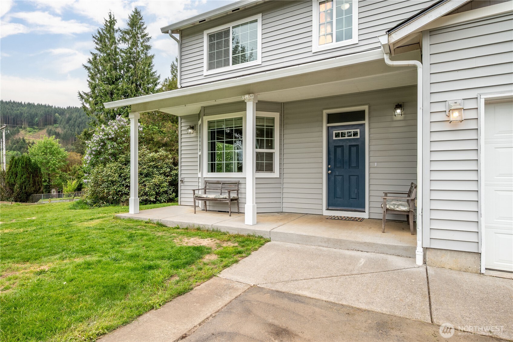 2208 Coal Creek Road Longview WA 98632