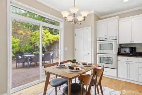 24923 NE 3rd Place Sammamish WA 98074