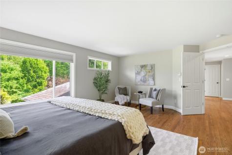 24923 NE 3rd Place Sammamish WA 98074