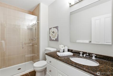 24923 NE 3rd Place Sammamish WA 98074