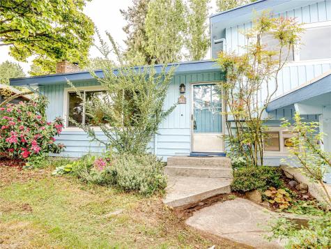 110 N 201st Street Shoreline WA 98133