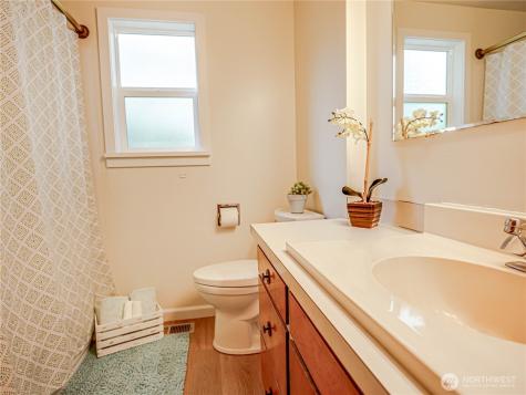 110 N 201st Street Shoreline WA 98133