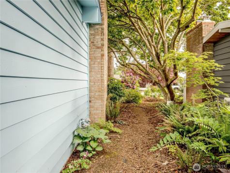 110 N 201st Street Shoreline WA 98133