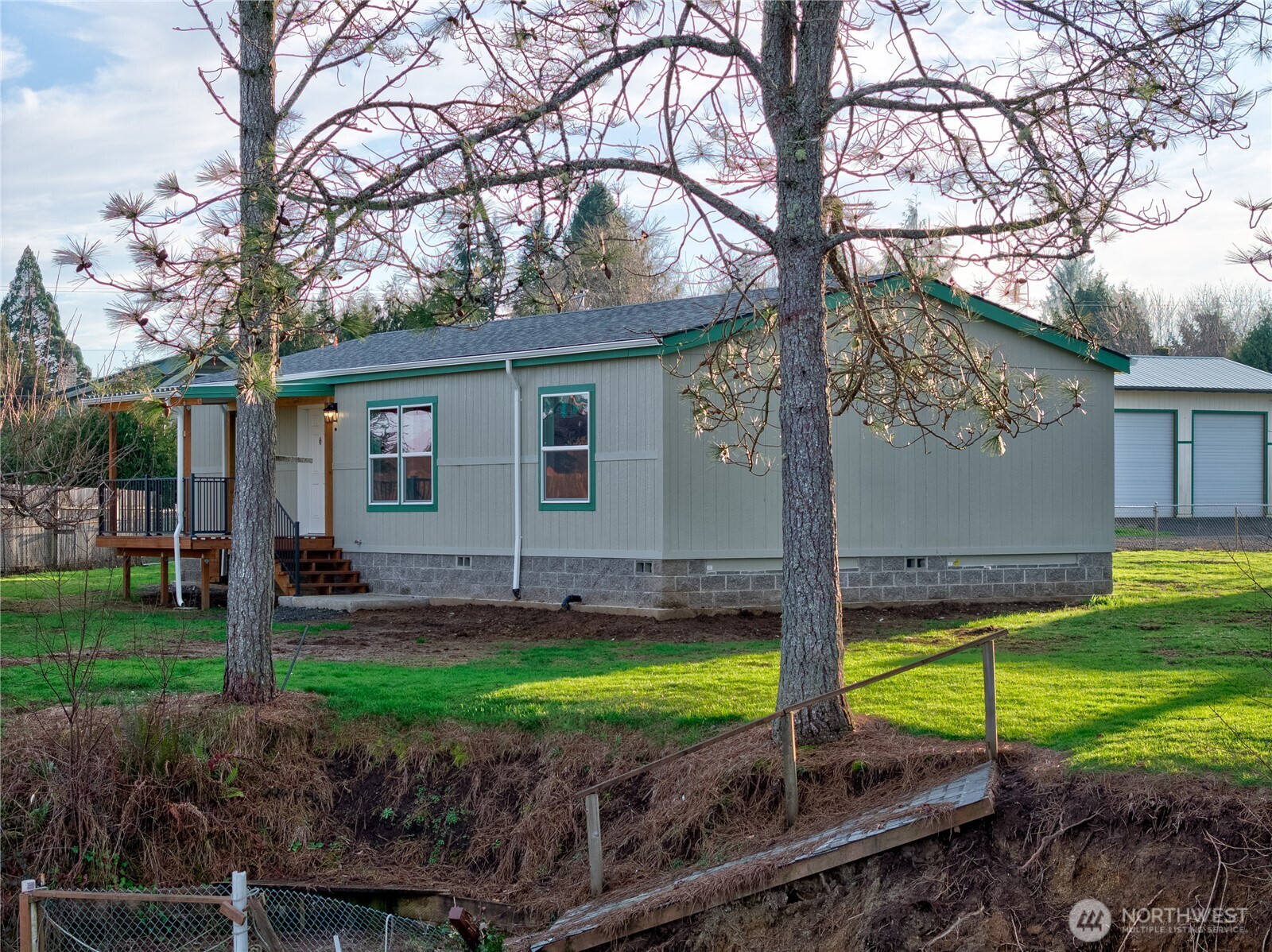 1331 Dolan Street Street Raymond WA 98577