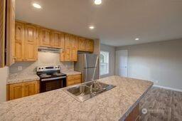 1331 Dolan Street Street Raymond WA 98577