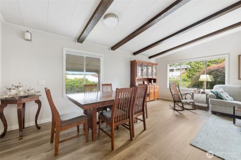 722 Wandering Creek Drive Bothell WA 98021