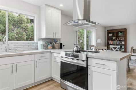 722 Wandering Creek Drive Bothell WA 98021