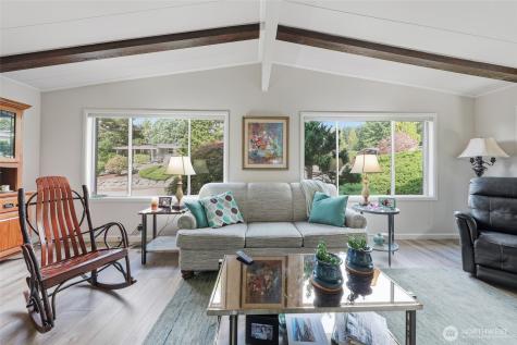 722 Wandering Creek Drive Bothell WA 98021