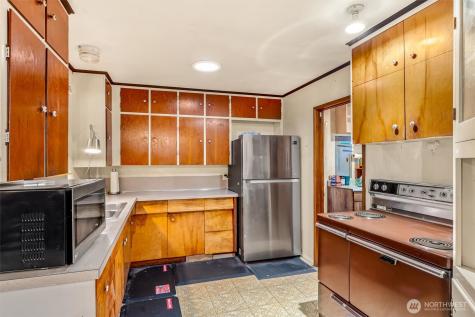 18123 60th Avenue W Lynnwood WA 98037
