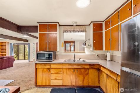18123 60th Avenue W Lynnwood WA 98037