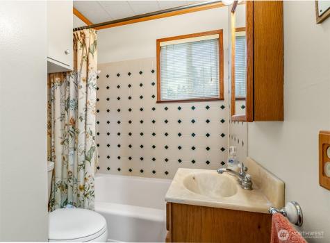 18123 60th Avenue W Lynnwood WA 98037