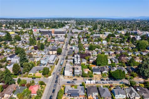 8356 19 Avenue NW Seattle WA 98117