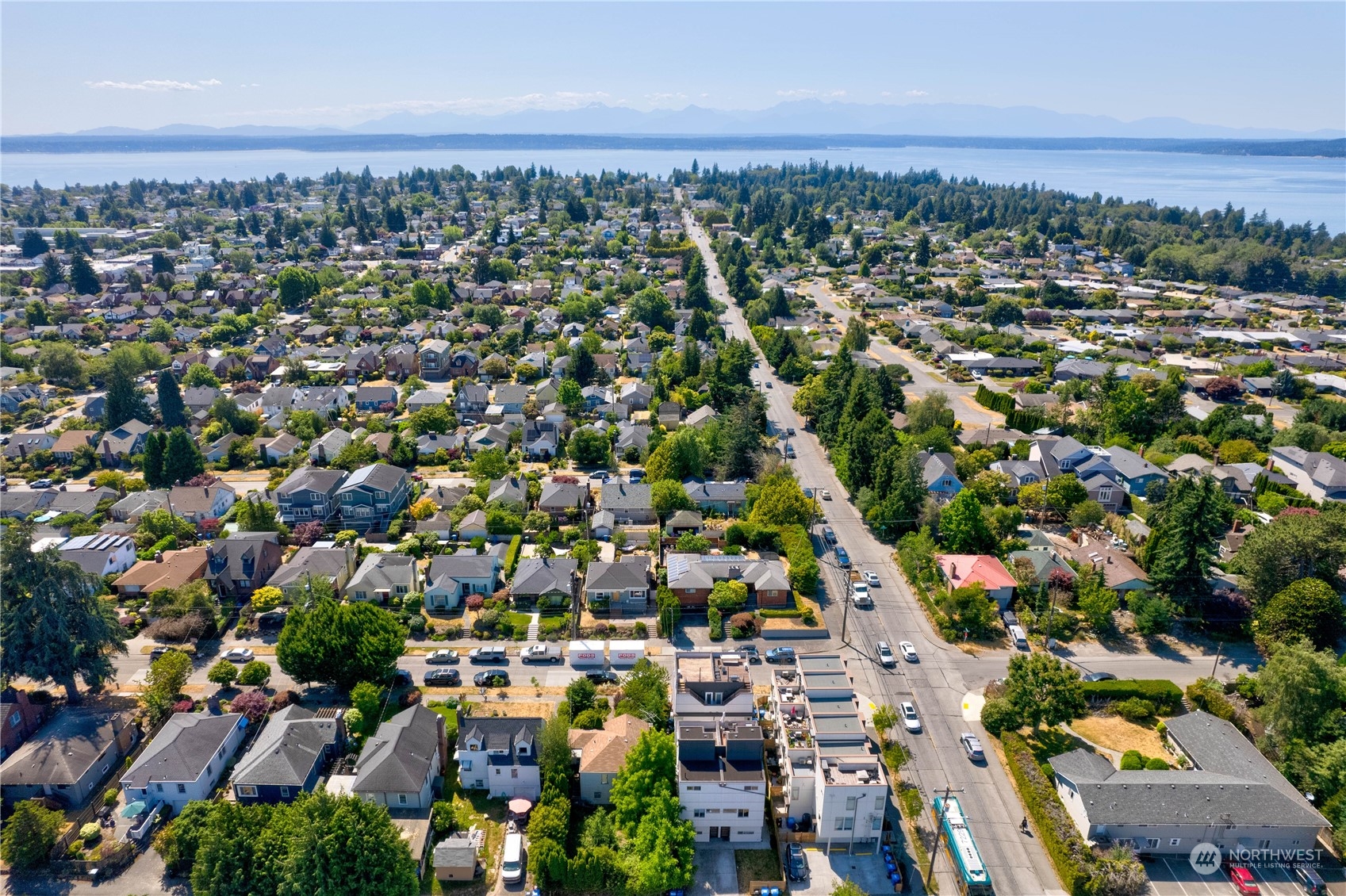8356 19 Avenue NW Seattle WA 98117