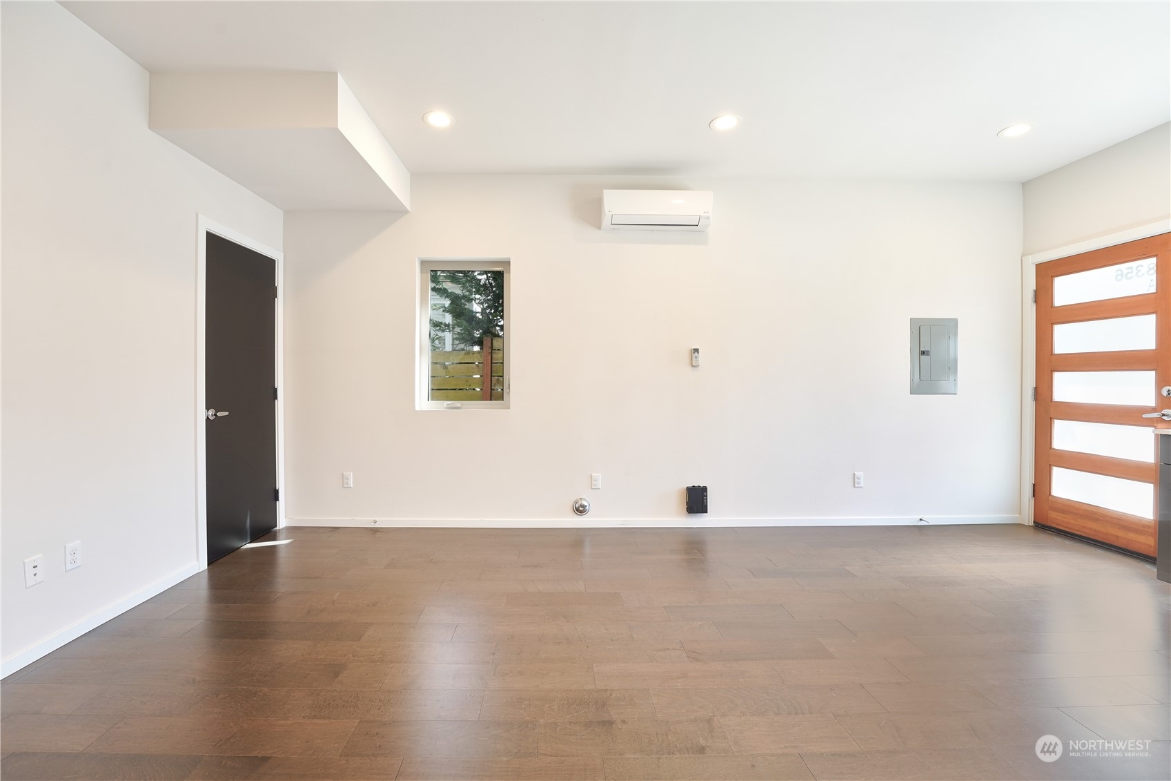8356 19 Avenue NW Seattle WA 98117