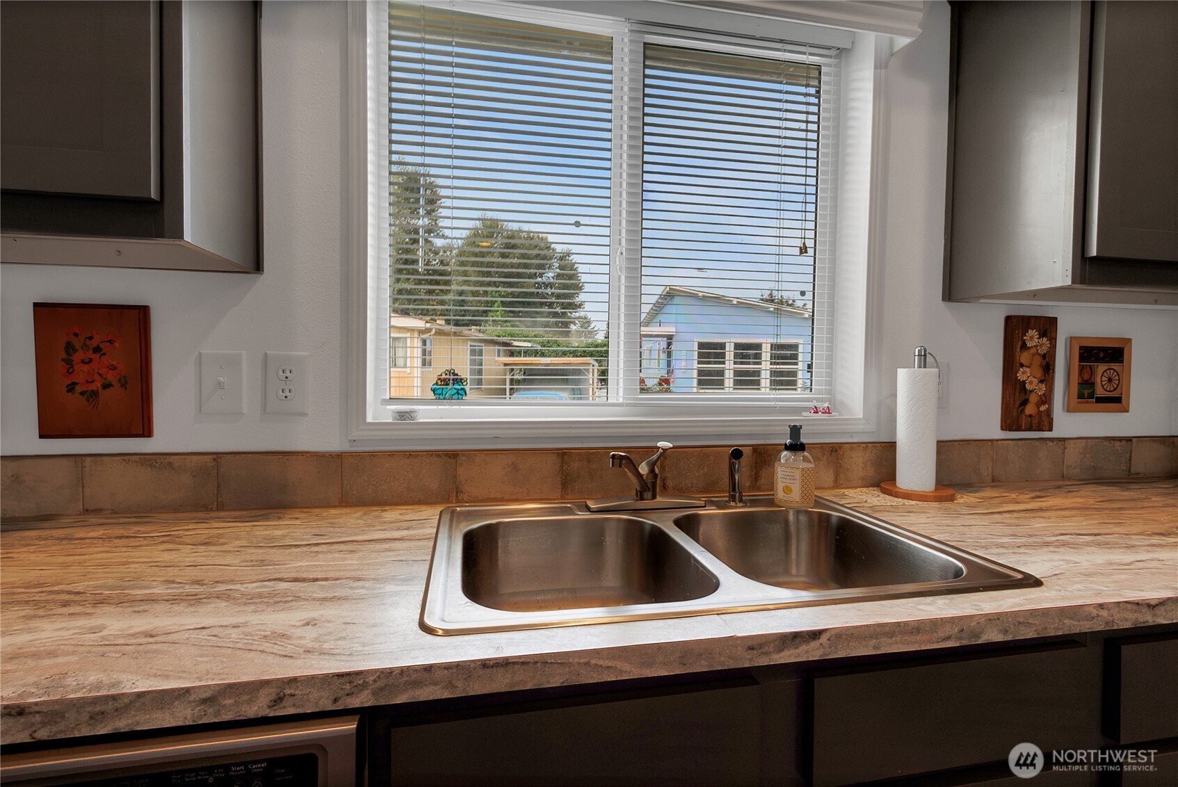 10512 60th Street Court E Puyallup WA 98372